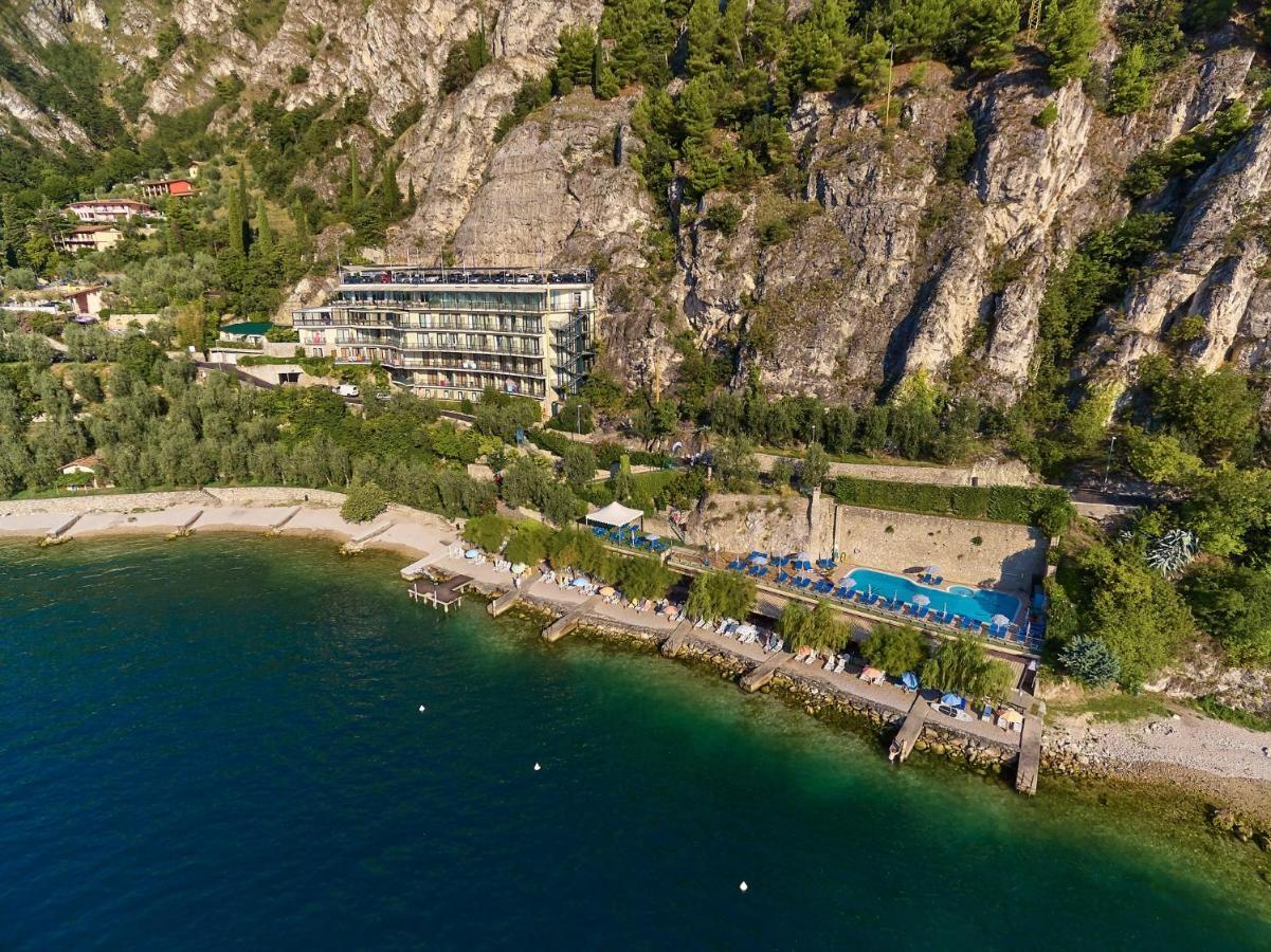 Hotel Astor Лімоне-суль-Гарда Екстер'єр фото